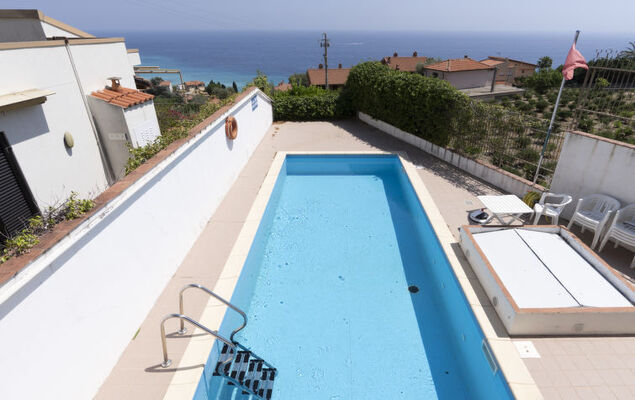 Beautiful View - Photo 5